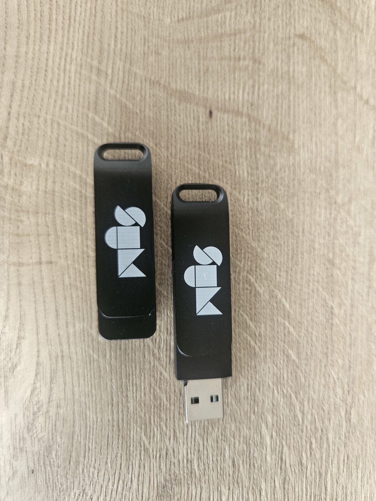 SUM USB 32GB